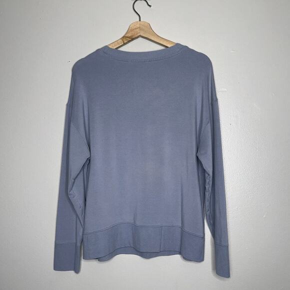 Athleta Balance Henley Sweatshirt Periwinkle Blue/Purple Size Medium - Picture 5 of 5